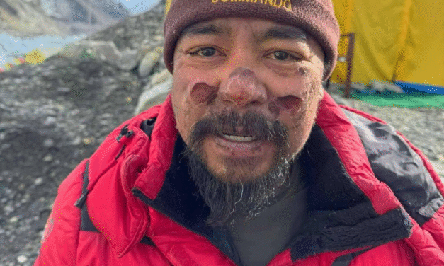 Filipino Mountaineer Dies During Mount Everest Ascent