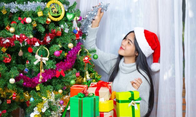 Going Home for the Holidays? We Gotchu, Your OFW Christmas Travel Checklist is Here!